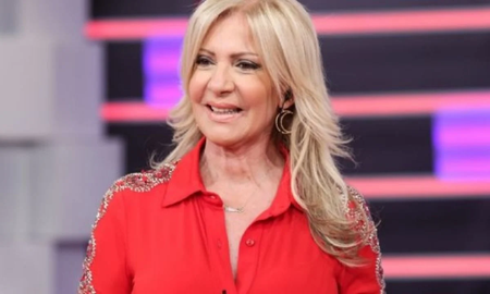 Susana Roccasalvo, quien es conductora de Intratables, encabezó el homenaje más sentido a Libertad Leblanc. Susana Roccasalvo, quien es conductora de Intratables, encabezó el homenaje más sentido a Libertad Leblanc.