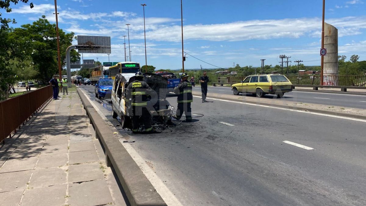 Se aplican restricciones en el tránsito sobre el Puente Oroño. Se aplican restricciones en el tránsito sobre el Puente Oroño.