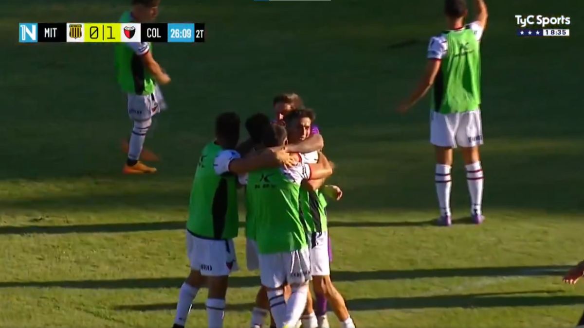 El gol de Brian Negro que puso en ventaja a Colón contra Mitre de Santiago del Estero