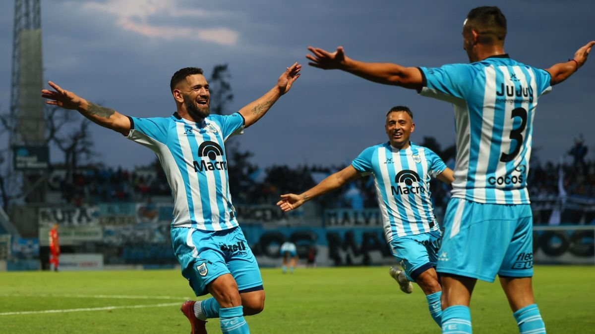 Gimnasia de Jujuy le marcó tres goles a Colón en apenas 45 minutos.