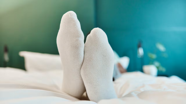 Incorporar esta práctica en tu rutina nocturna puede ser una forma sencilla y efectiva de mejorar la calidad del sueño y el bienestar general.&nbsp;