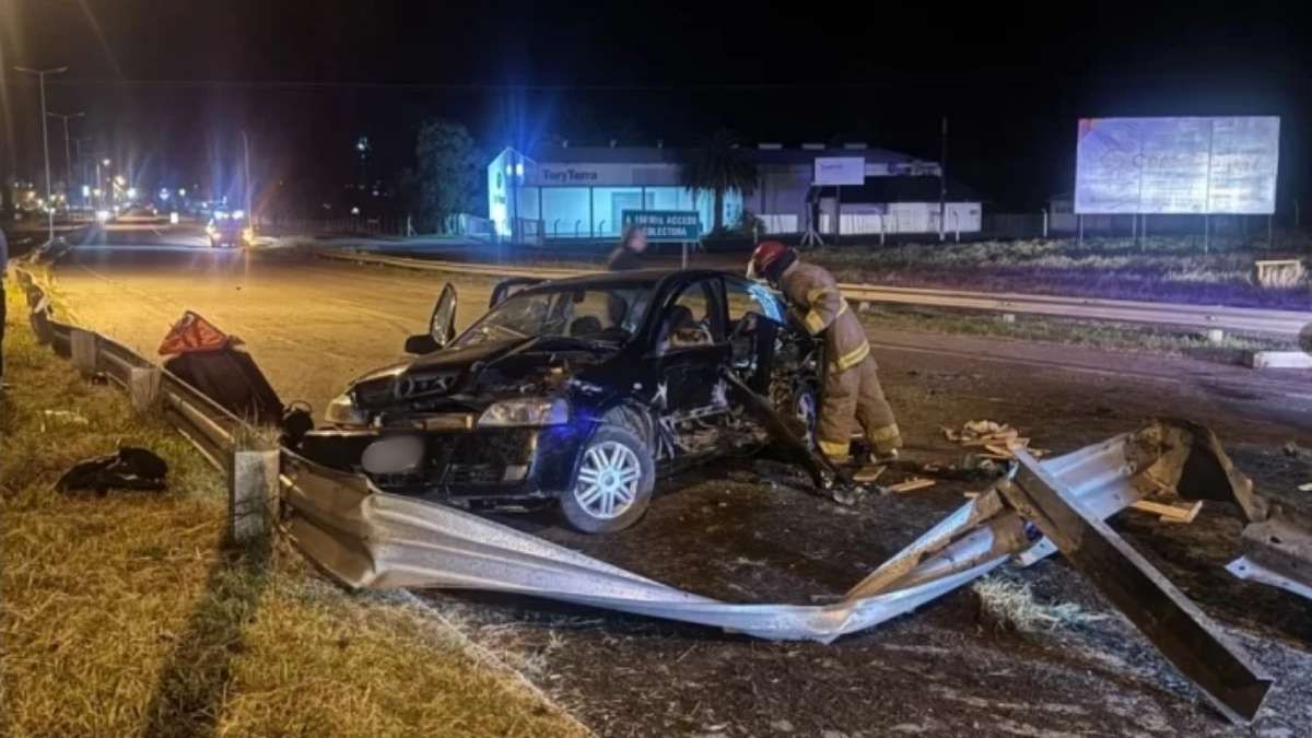 Había tres pasajeros en el automóvil del accidente.&nbsp;