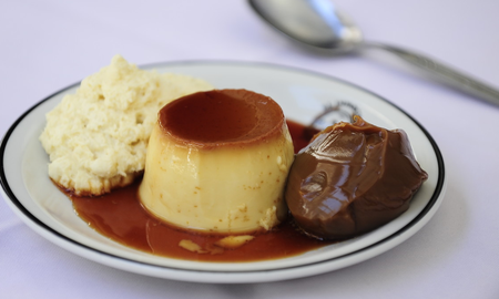 Flan con dulce de leche y crema: la receta más fácil para hacer un postre que nunca falla Flan con dulce de leche y crema: la receta más fácil para hacer un postre que nunca falla