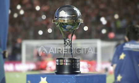 pedimos que le den por perdido el partido a independiente del valle pedimos que le den por perdido el partido a independiente del valle
