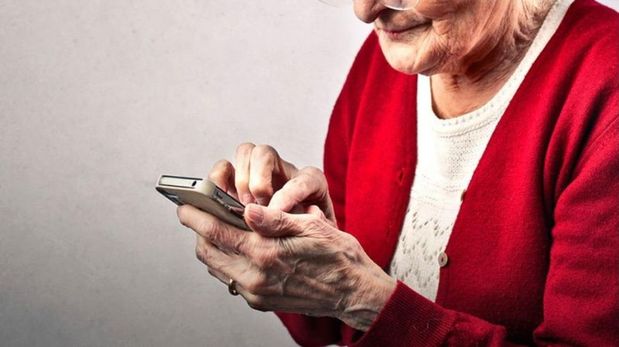 Un nuevo caso de cuento del tío en Santa Fe, engañaron a una jubilada de 85 años y se llevaron una suma millonaria.