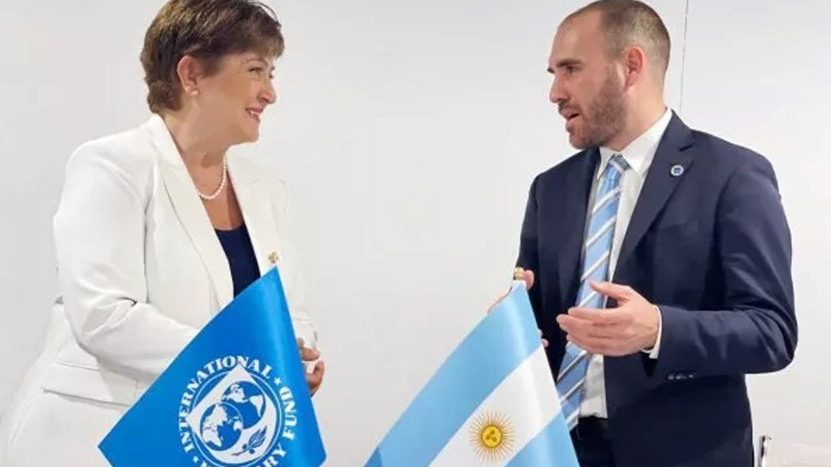 El acuerdo a 30 meses de la Argentina fue aprobado por el Directorio del FMI el 25 de marzo pasado.