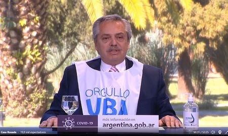 Alberto Fernández estará presente en el acto por el bicentenario de la UBA y analizará cómo sigue la vacunación en Argentina. Alberto Fernández estará presente en el acto por el bicentenario de la UBA y analizará cómo sigue la vacunación en Argentina.
