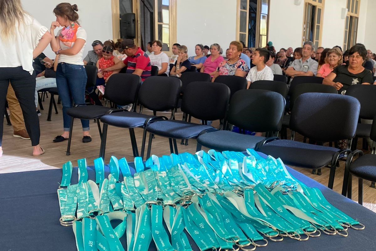 Hay 860 entregas en trámite. Hay 860 entregas en trámite.