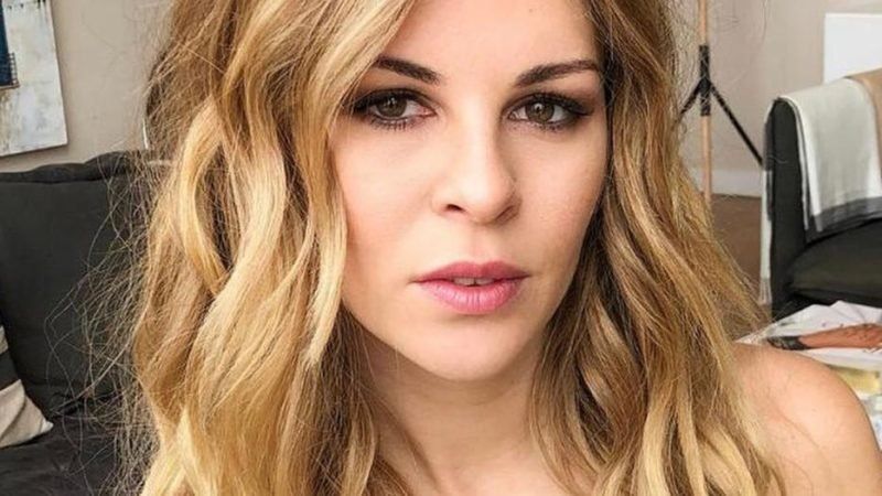 Yanina Screpante, la ex del Pocho Lavezzi, nadó desnuda en Ibiza para hacerle honor a su soltería