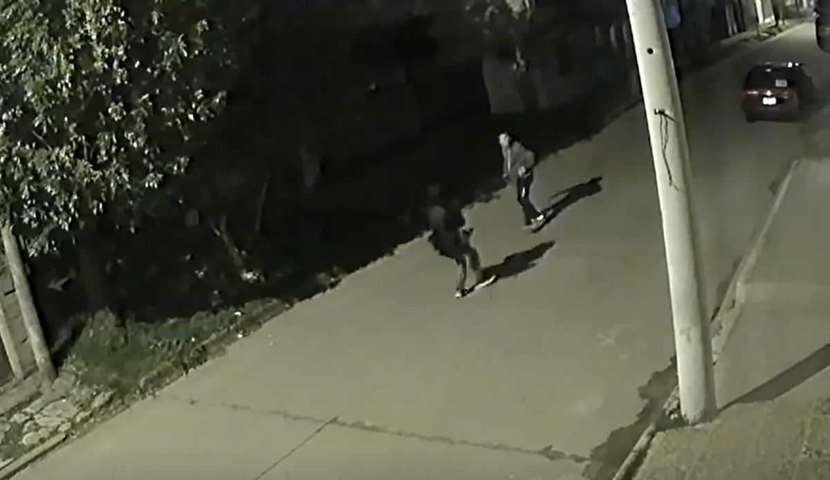 La secuencia fatal fue captada por una cámara de seguridad que permitió a la Fiscalía esclarecer el cruento suceso.&nbsp;