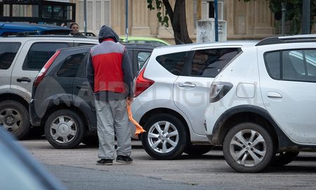 Sebastián Mastropaolo se refirió a la problemática de los cuidacoches en Santa Fe.