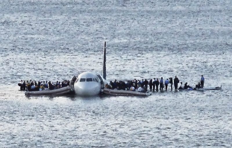 Se cumplen diez años de la hazaña de Sully, el piloto que salvó 155 vidas con una arriesgada maniobra