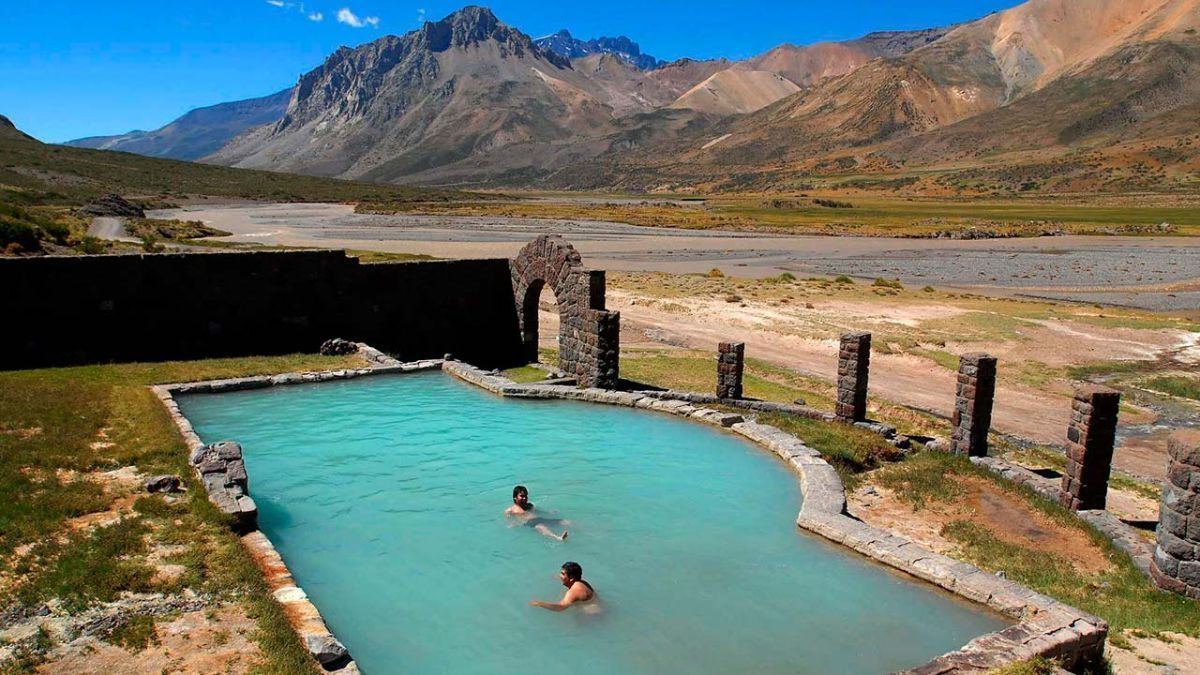 Ni Cacheuta ni Colón: escapada a unas maravillosas termas de Mendoza con vista a la Cordillera