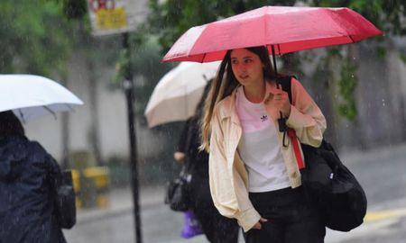El SMN emitió una alerta amarilla para el AMBA por tormentas fuertes, granizo y ráfagas de viento que podrían superar los 80 km/h. El SMN emitió una alerta amarilla para el AMBA por tormentas fuertes, granizo y ráfagas de viento que podrían superar los 80 km/h.