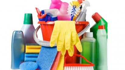 Sí, los productos de limpieza pueden caducar: esto es lo que eso realmente significa