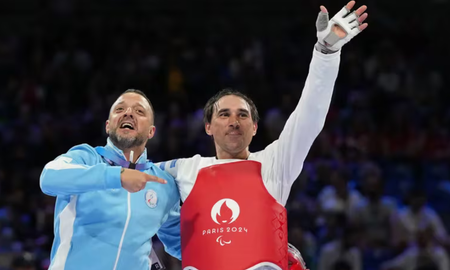 El argentino Juan Samorano obtuvo la medalla de bronce en Para Taekwondo. El argentino Juan Samorano obtuvo la medalla de bronce en Para Taekwondo.
