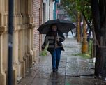 La nubosidad baja y los altos niveles de humedad generarán densos bancos de niebla que afectarán la visibilidad vehicular durante las primeras horas del martes. La nubosidad baja y los altos niveles de humedad generarán densos bancos de niebla que afectarán la visibilidad vehicular durante las primeras horas del martes.