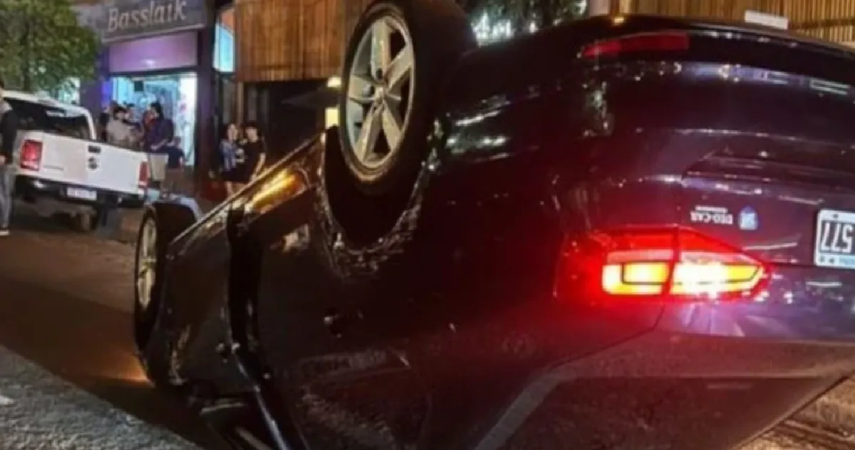 La mujer insultó a uno de los testigos que se encontraba en el lugar