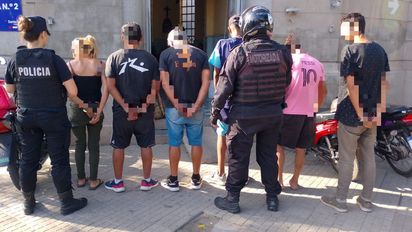 Aprehendieron a seis personas en Santa Fe por ocasionar disturbios en la vía pública