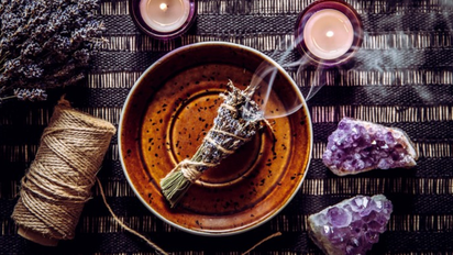 Cómo limpiar las energías de tu casa con el ritual de la puerta para que mayo sea exitoso