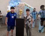 Cientos de santafesinos se fotografiaron y disfrutaron de la Copa del Mundo en Santa Fe Cientos de santafesinos se fotografiaron y disfrutaron de la Copa del Mundo en Santa Fe