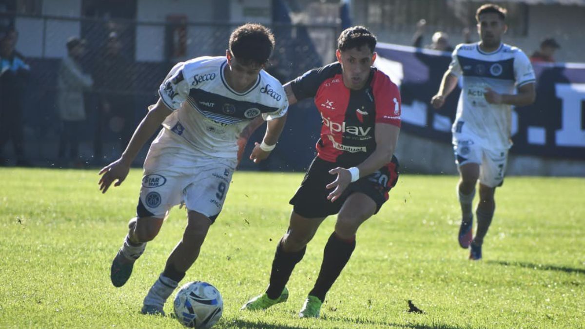Todo indica que Leandro Allende continuará en Colón y podría ser titular ante San Telmo. Todo indica que Leandro Allende continuará en Colón y podría ser titular ante San Telmo.