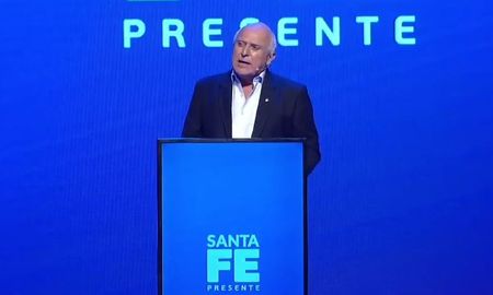 lifschitz: volvio a la carga con la reforma constitucional lifschitz: volvio a la carga con la reforma constitucional