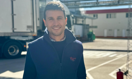 Jeremías Picech se desempeña como jefe de operaciones de recursos humanos de Frigorífico Recreo. Jeremías Picech se desempeña como jefe de operaciones de recursos humanos de Frigorífico Recreo.