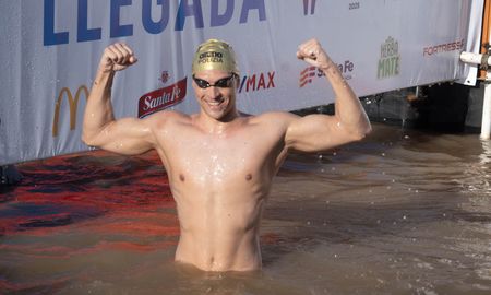 El nadador Italiano Alessio Occhipinti se consagró campeón de la edición N.° 47 de la Maratón Santa Fe-Coronda 2025. El nadador Italiano Alessio Occhipinti se consagró campeón de la edición N.° 47 de la Maratón Santa Fe-Coronda 2025.