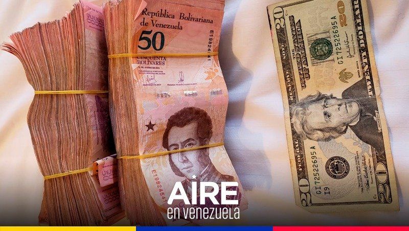 Las peripecias para cambiar un dólar en Venezuela, un país donde el dinero no existe