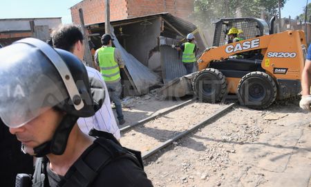 Se trata de una instalación precaria ubicada en inmediaciones de Riobamba al 5000, en el sudeste de la ciudad de Rosario. Se trata de una instalación precaria ubicada en inmediaciones de Riobamba al 5000, en el sudeste de la ciudad de Rosario.