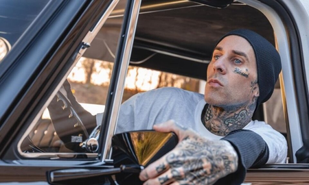 Travis Barker, legendario baterista, fue internado de urgencia y su salud preocupa a los fans Travis Barker, legendario baterista, fue internado de urgencia y su salud preocupa a los fans