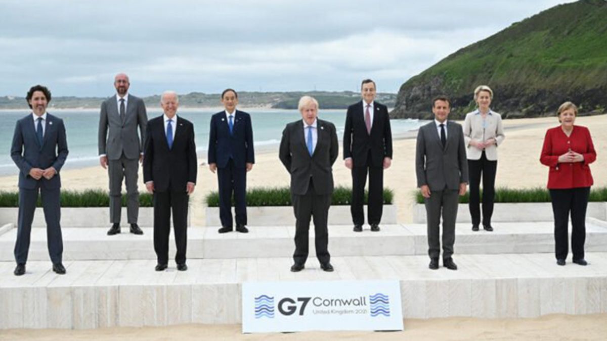 EE.UU. y Gran Bretaña se comprometieron a donar 1.100 millones de dosis de vacunas contra el coronavirus.