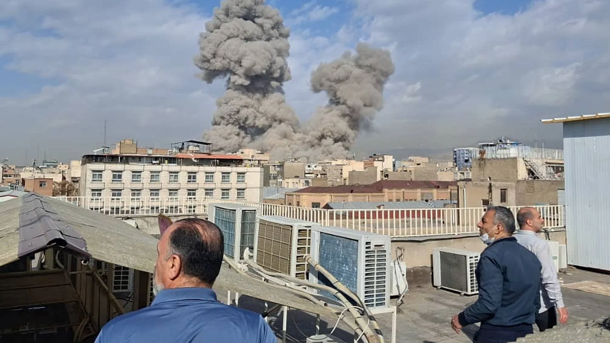 EE.UU. e Israel lanzaron un ataque masivo contra Irán que dejó cientos de muertos.