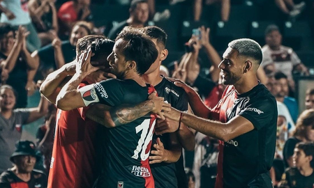Colón venció 2-1 a CADU en su debut en la Primera Nacional 2024. Colón venció 2-1 a CADU en su debut en la Primera Nacional 2024.