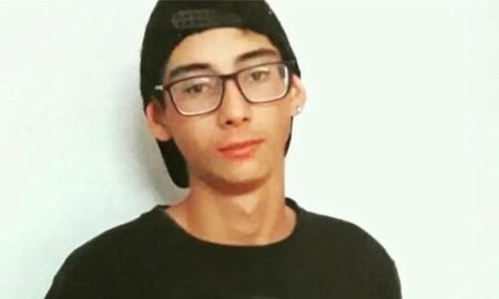 Marcos Imhoff (21) continúa internado en el Hospital Cullen, mientras la Justicia investiga las circunstancias en las que resultó herido. Marcos Imhoff (21) continúa internado en el Hospital Cullen, mientras la Justicia investiga las circunstancias en las que resultó herido.