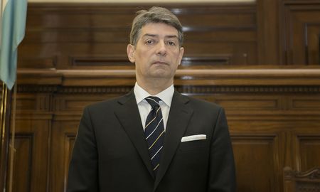 Horacio Rosatti había solicitado también su sobreseimiento. Horacio Rosatti había solicitado también su sobreseimiento.