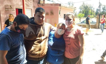 Erica, la hija de Oscar Salas junto a el resto de los integrantes de la familia Erica, la hija de Oscar Salas junto a el resto de los integrantes de la familia