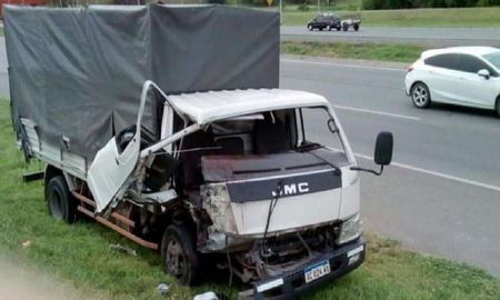 Chocó en la ruta, tuvieron que amputarle una pierna y le robaron dinero mientras era operado Chocó en la ruta, tuvieron que amputarle una pierna y le robaron dinero mientras era operado