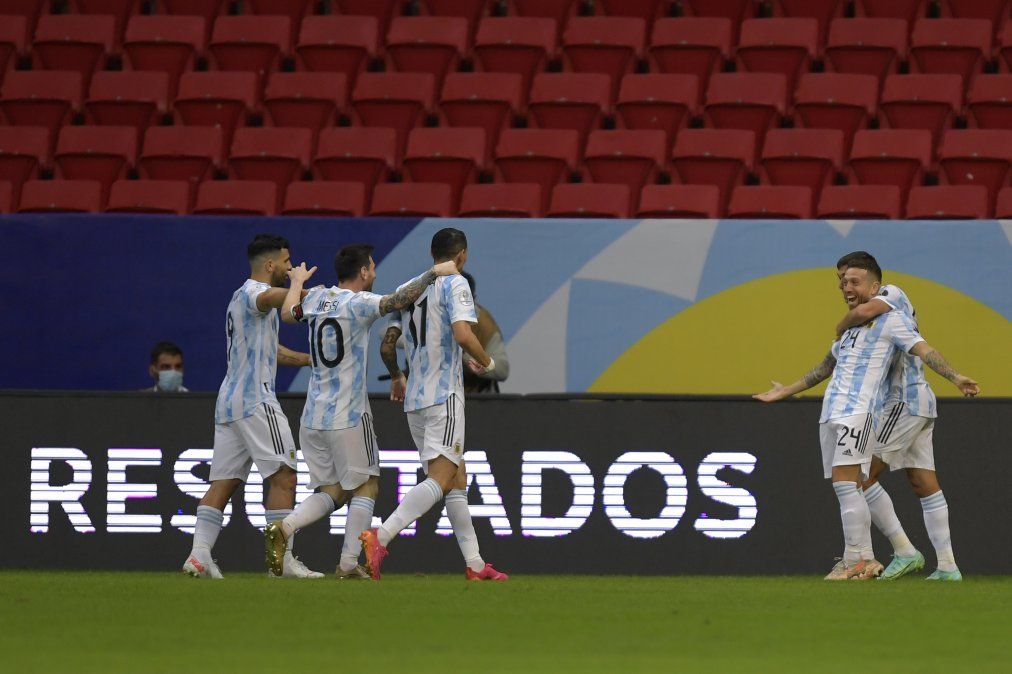 Argentina derrotó 1-0 a Paraguay y avanzó a cuartos de final de la Copa América.