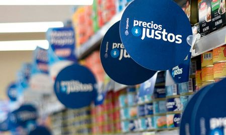 La decisión de otorgar beneficios impositivos había sido tras la devaluación y el anuncio de topes de aumentos. La decisión de otorgar beneficios impositivos había sido tras la devaluación y el anuncio de topes de aumentos.