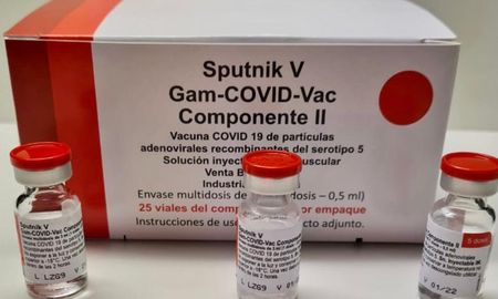 Guatemala pagó 79,6 millones de dólares al Fondo de Inversión Directa de Rusia (RDIF) por 8 millones de dosis de Sputnik V, pero hasta ahora llegaron únicamente 550.000, Guatemala pagó 79,6 millones de dólares al Fondo de Inversión Directa de Rusia (RDIF) por 8 millones de dosis de Sputnik V, pero hasta ahora llegaron únicamente 550.000,