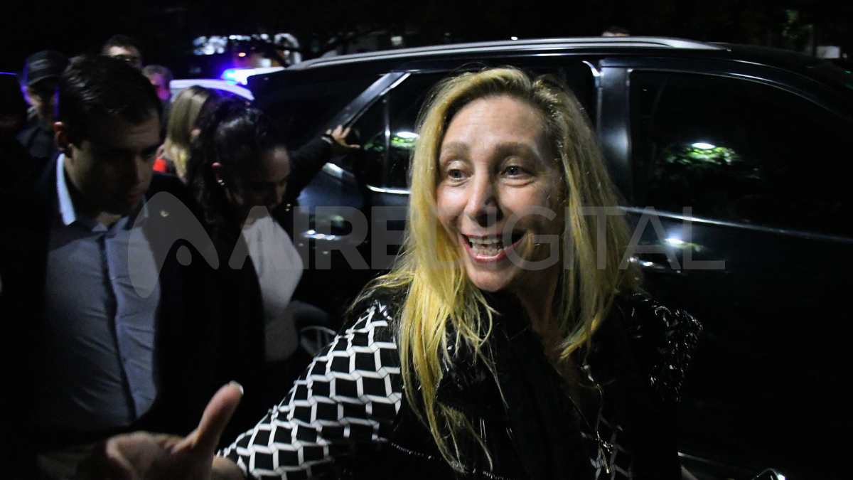 Milei y Menen en el lanzamiento de la Libertad Avanza en Rosario.