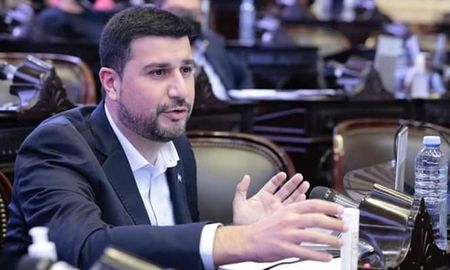 Esta ley garantiza la continuidad y la mejora paulatina de las jubilaciones, dijo el diputado nacional por Santa Fe. Esta ley garantiza la continuidad y la mejora paulatina de las jubilaciones, dijo el diputado nacional por Santa Fe.