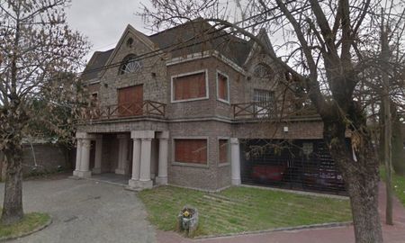 Esta es la casa de barrio Alberdi en Rosario en la que asesinaron a Ema Pimpi, el caso por el que se investiga al juez. Esta es la casa de barrio Alberdi en Rosario en la que asesinaron a Ema Pimpi, el caso por el que se investiga al juez.