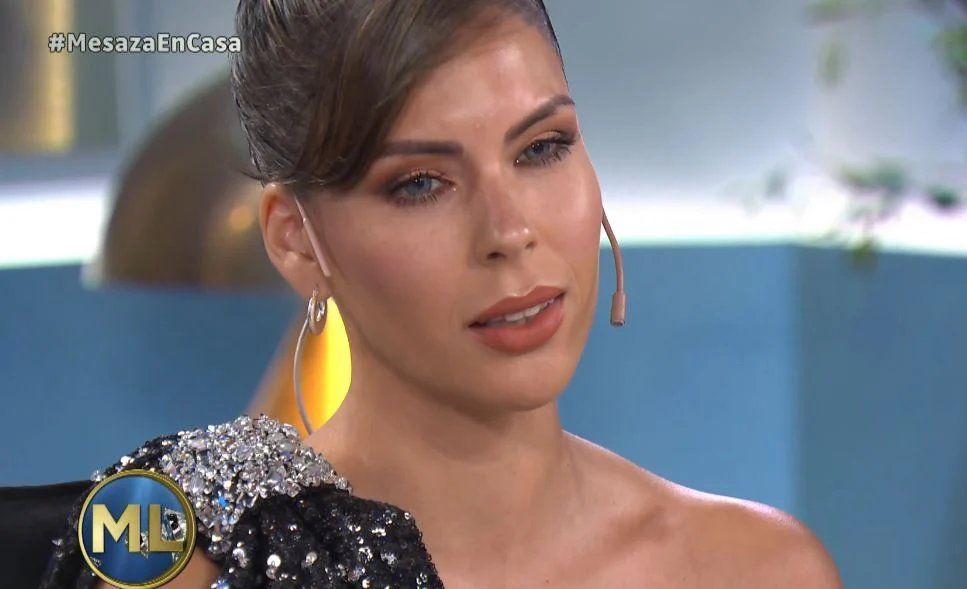 Barby Franco invitada en la "mesaza".