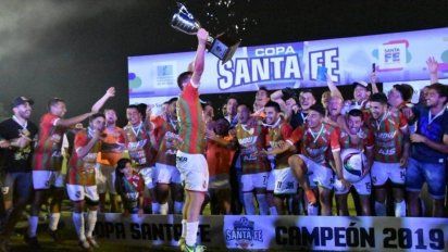 Sportivo Las Parejas venció a Central Córdoba y se quedó con la Copa Santa Fe 