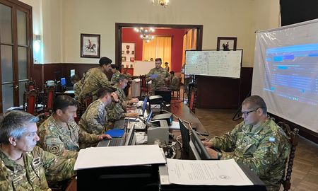 El Liceo Militar General Manuel Belgrano se convirtió esta semana en el epicentro del operativo de seguridad para las elecciones del domingo en la provincia de Santa Fe. El Liceo Militar General Manuel Belgrano se convirtió esta semana en el epicentro del operativo de seguridad para las elecciones del domingo en la provincia de Santa Fe.