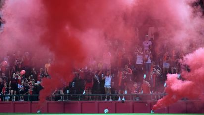 Un hincha de Colón protagonizó un escándalo en la cancha y recibió una dura sanción en todo el país