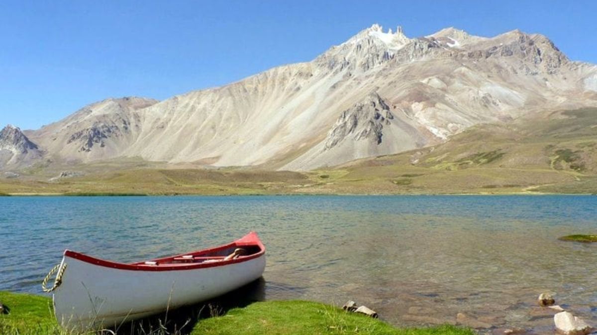 La comunidad local y los guardaparques fomentan prácticas de "basura cero", manteniendo el ecosistema de Valle Hermoso como uno de los menos intervenidos de la provincia. La comunidad local y los guardaparques fomentan prácticas de "basura cero", manteniendo el ecosistema de Valle Hermoso como uno de los menos intervenidos de la provincia.